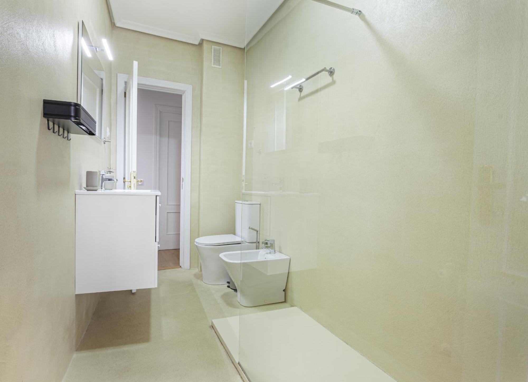 Apartamento Santa Ana Place En مدريد المظهر الخارجي الصورة
